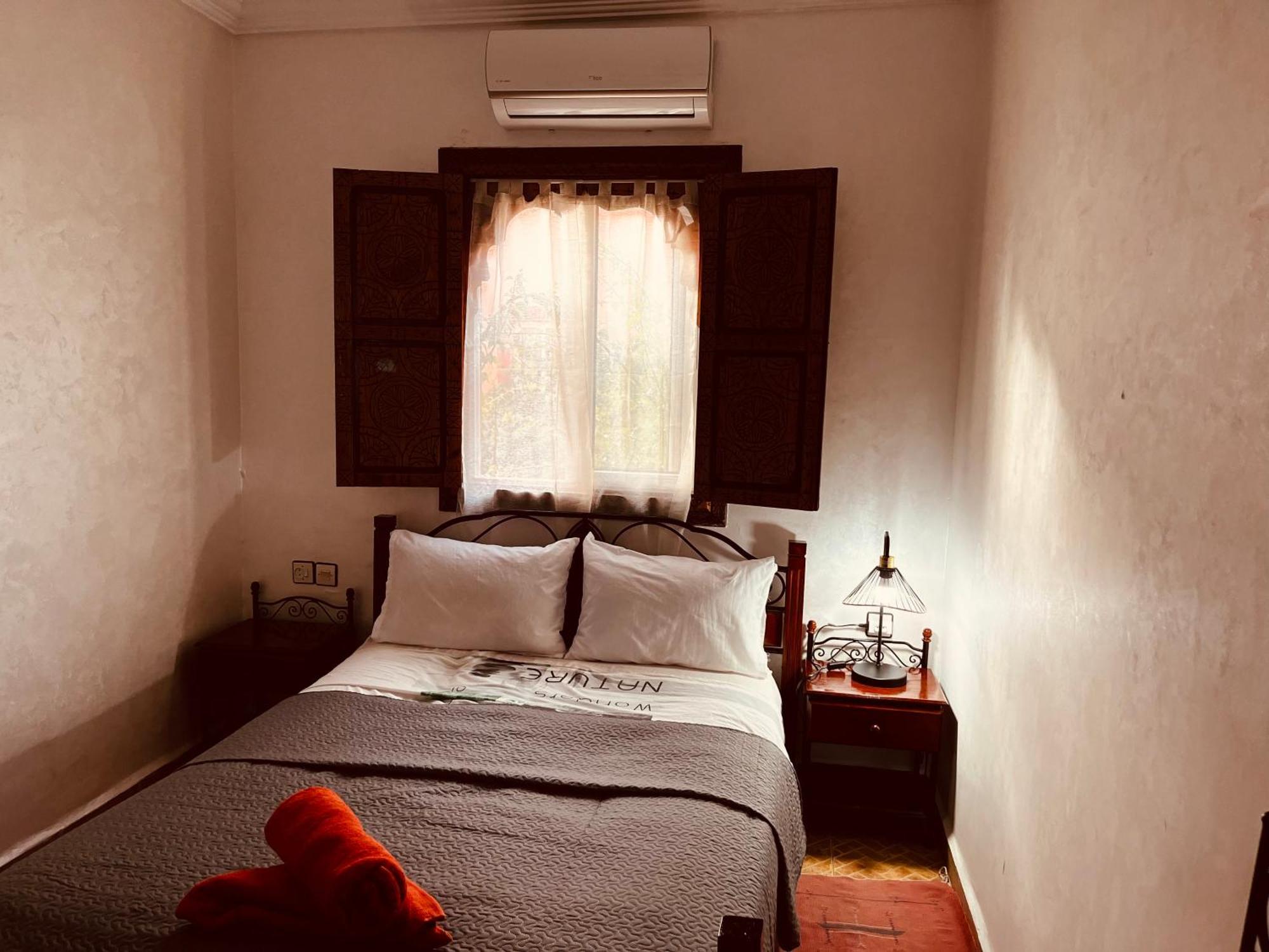Appartement Dans Residence Avec Piscine Marrakesh Extérieur photo